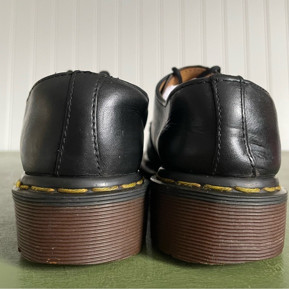VTG *England* Dr Martens Loop Closure Oxfords/Low Boots in Black Leather - Picture 4 of 10